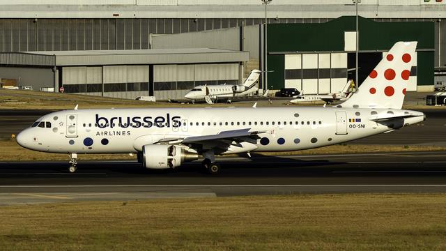 OO-SNI:Airbus A320-200:?Brussels Airlines
